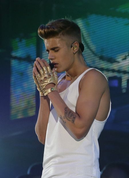 A more erratic Bieber, 19, grapples with adult issues    