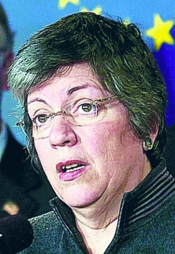 Political Notebook by Daniel Scarpinato : No digging up dirt on taxpayers' tab  