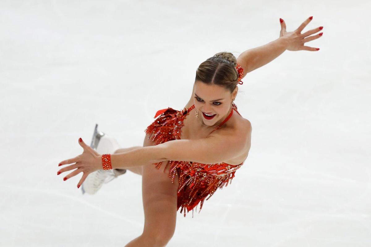 Loena Hendrickx leads European figure skating championships after short