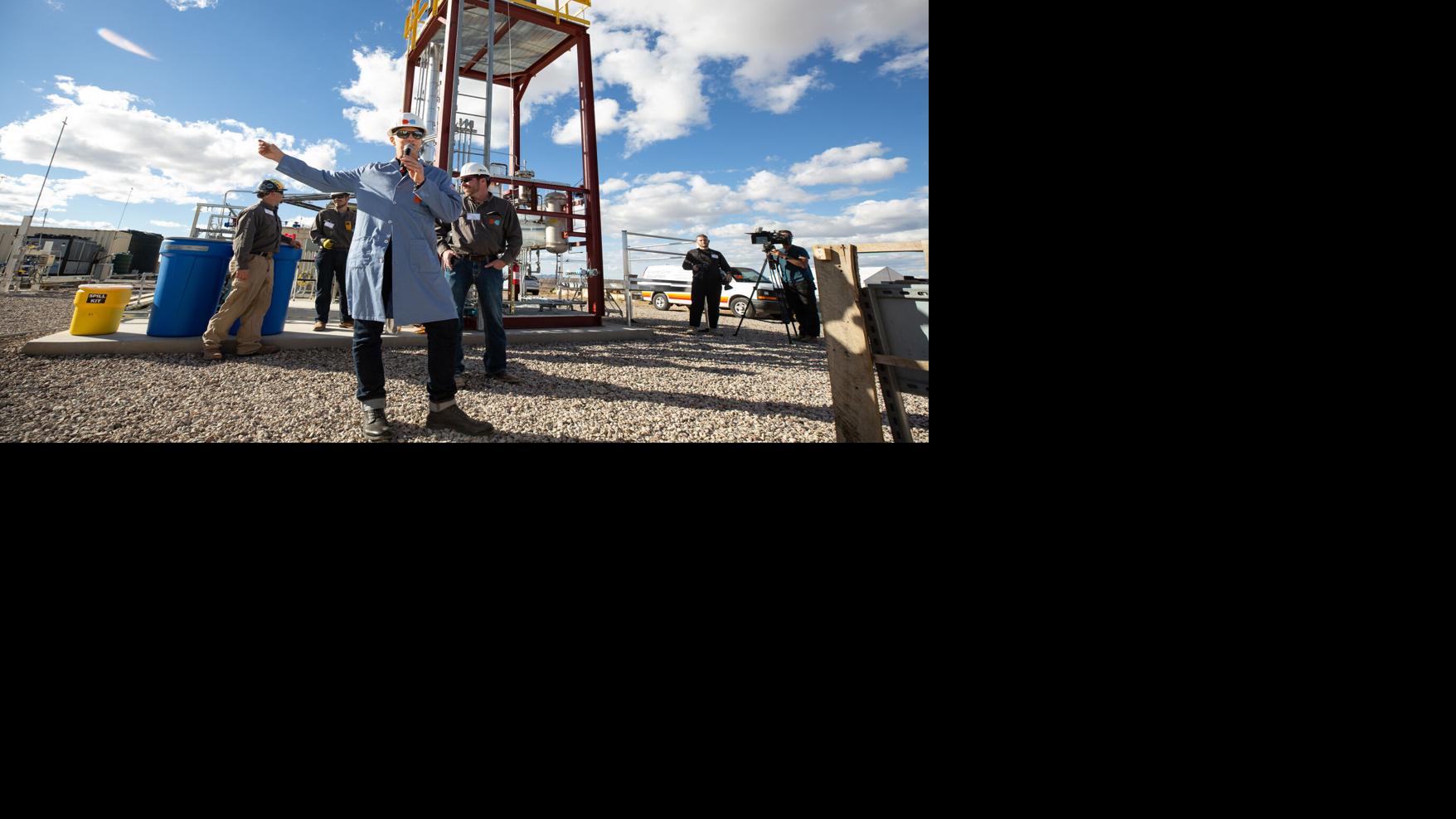 This startup is making jet fuel from air and sunshine in Tucson