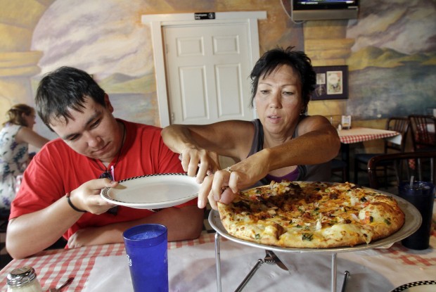 Where the cats eat: 15 pizza spots near campus   