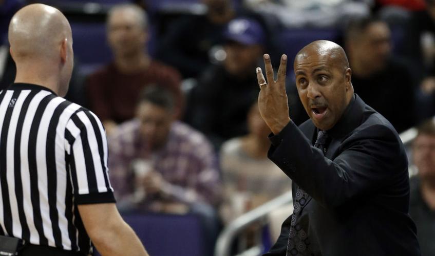 Three ways Lorenzo Romar could help Sean Miller, Arizona Wildcats improve