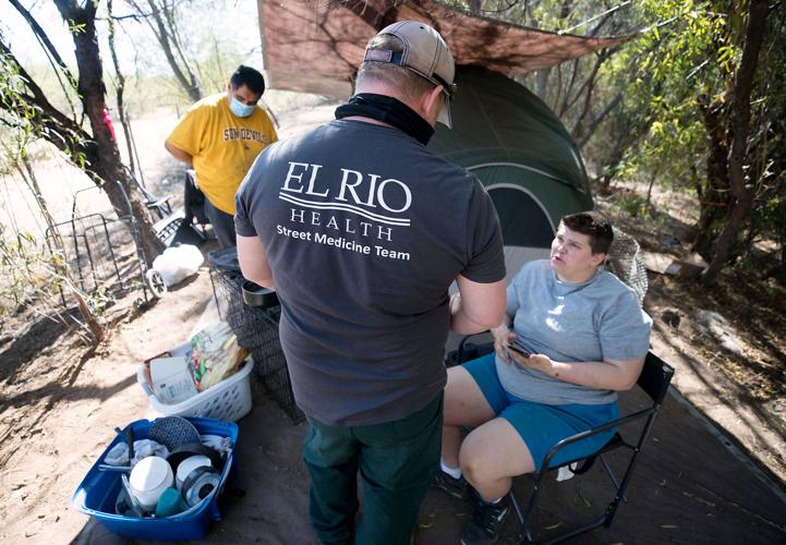 El Rio Community Health, outreach