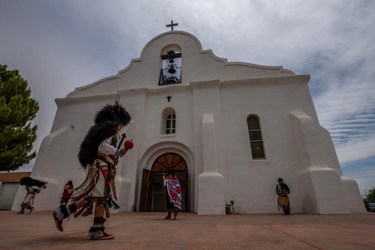 Ancestry crosses shifting border