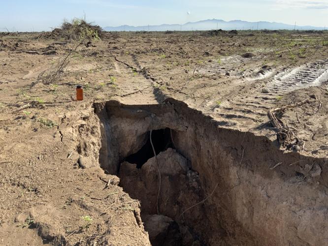 Fissures, Dragoon Road