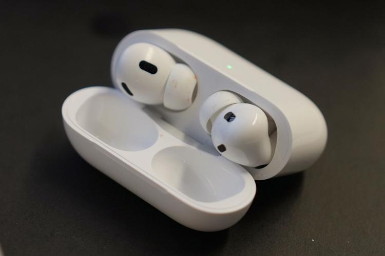 Airpods Hearing Aids