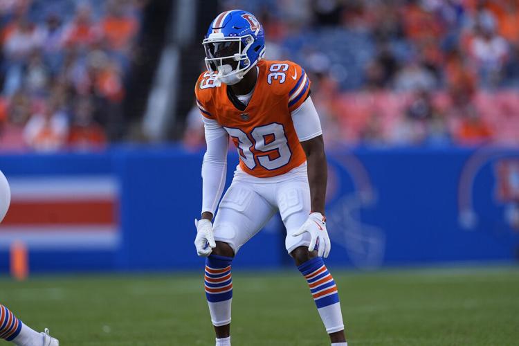 Raiders Broncos Football