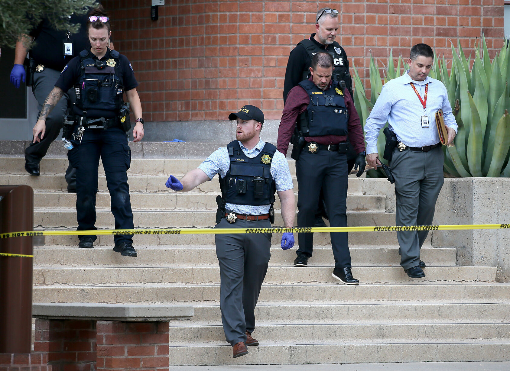 Police: Ex-student Fatally Shoots Professor In University Of Arizona ...