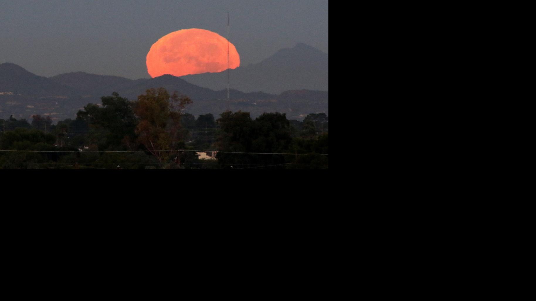 Tuesday evening will feature 'pink supermoon' – closest moon to earth