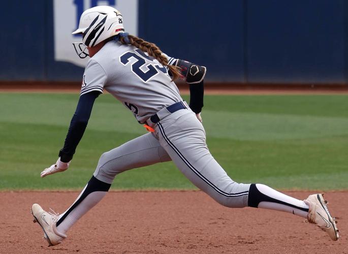 Arizona takes 8-0 run-rule win over Houston