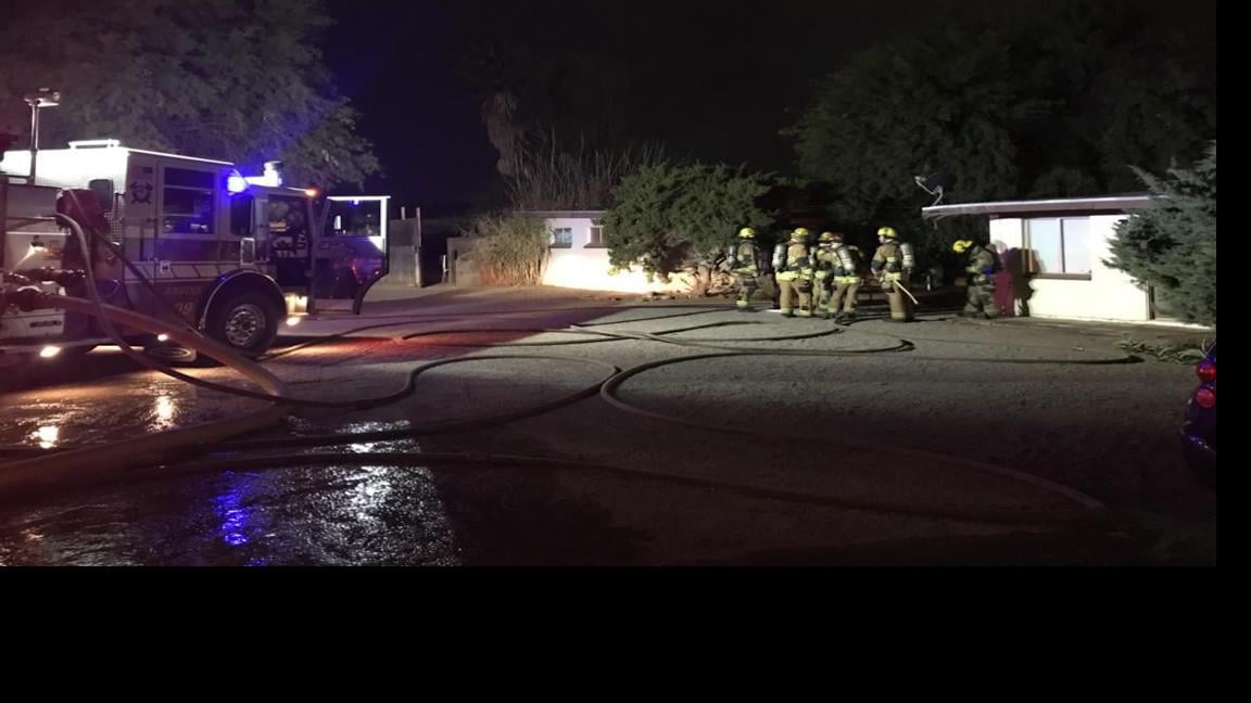 2 people displaced following apartment fire in central Tucson