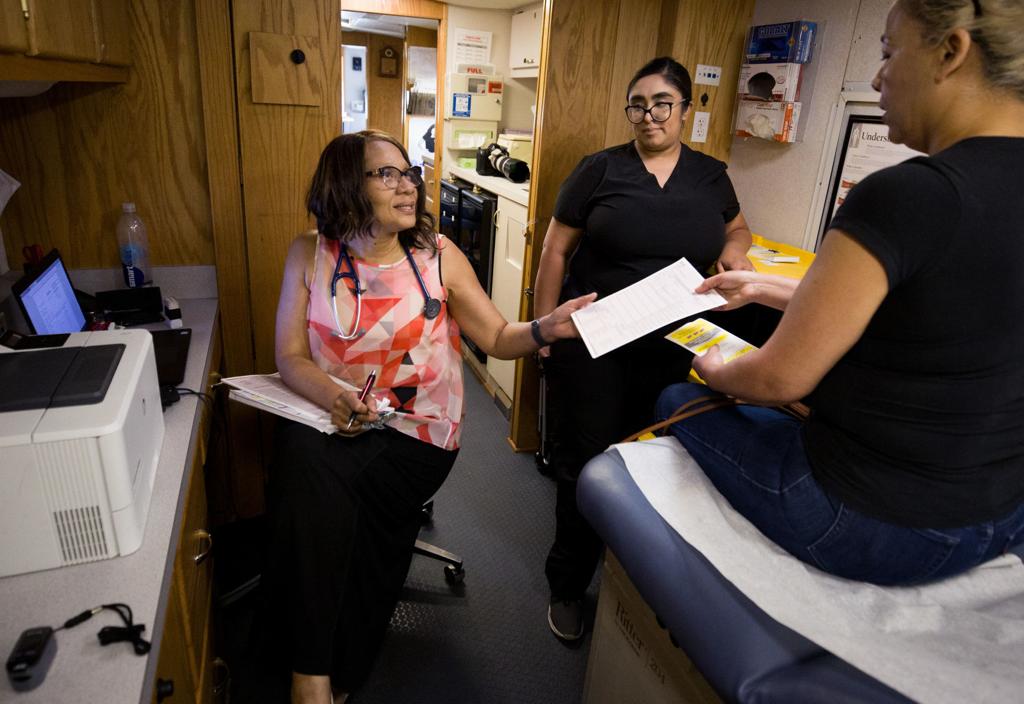 Clinica Movil De La Ua Un Aliado Para Futuras Mamas Recursos De La Comunidad Tucson Com