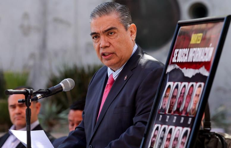 Se Busca Información