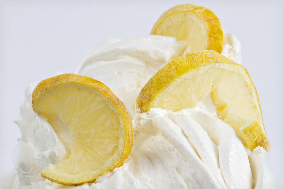 Lemon ice cream