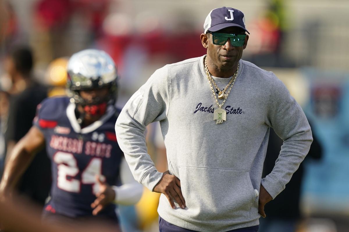 Video All eyes on Deion Sanders as Colorado takes on Colorado