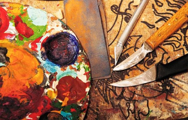 Katsinas connect Hopi carver to his culture  