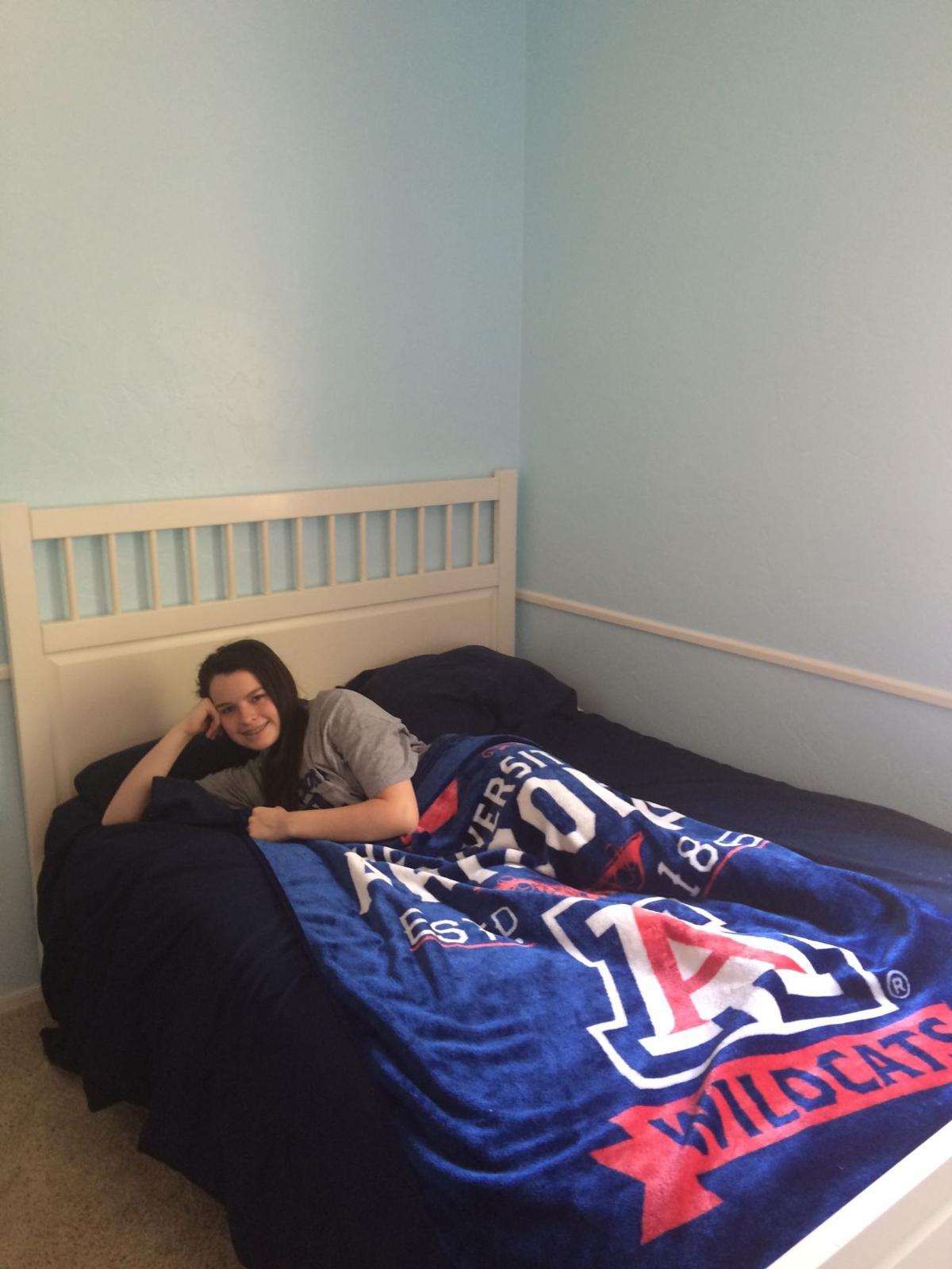 When Teen Wildcat Fan Leaves Nest Dad Bears Down And Buys New Paint Home Life Health Tucson Com