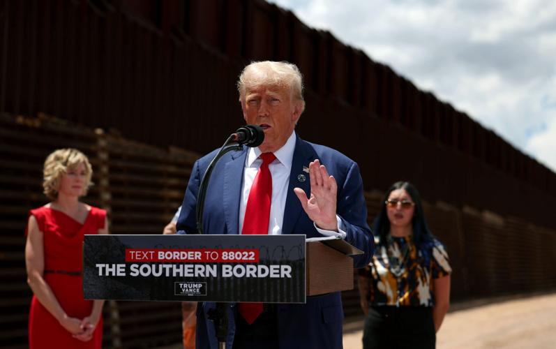 Donald Trump visits Arizona-Sonora border