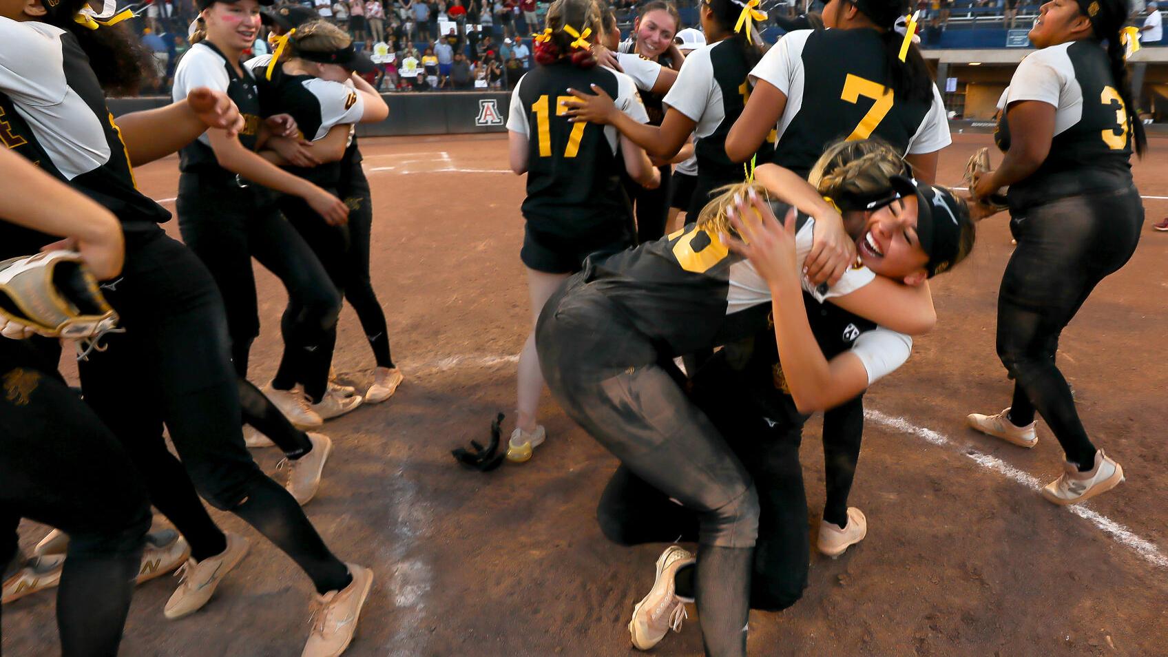 Photos: Salpointe Catholic wins fourth straight softball championship with win over CDO