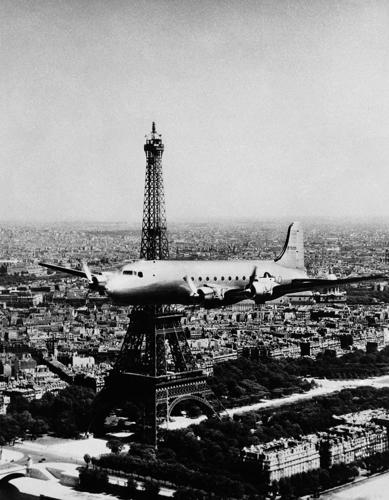 1945: Paris Skymaster