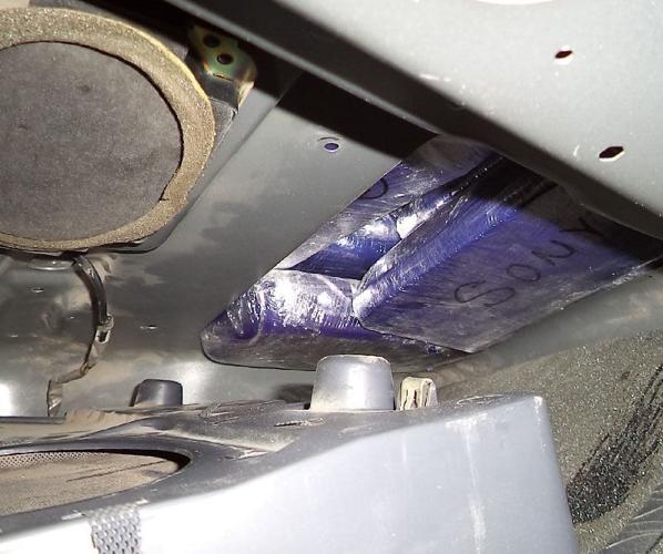 2 busts net $214K in hard drugs at border