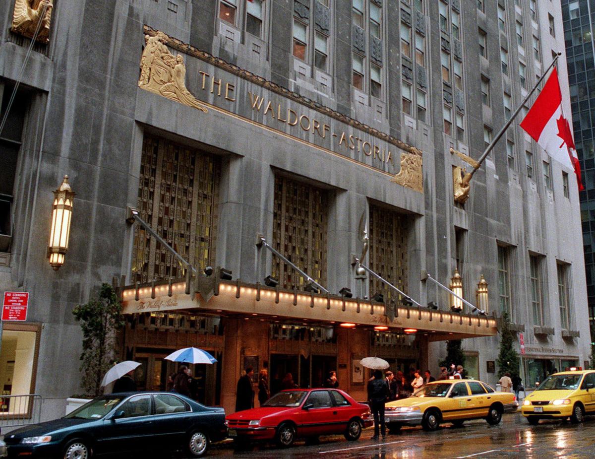 Photos Waldorf Astoria in New York sold