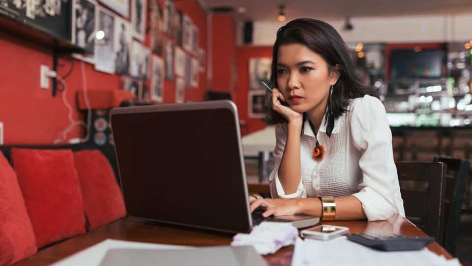 Pros And Cons Of Using A Certificate Of Deposit (CD) For Your Savings