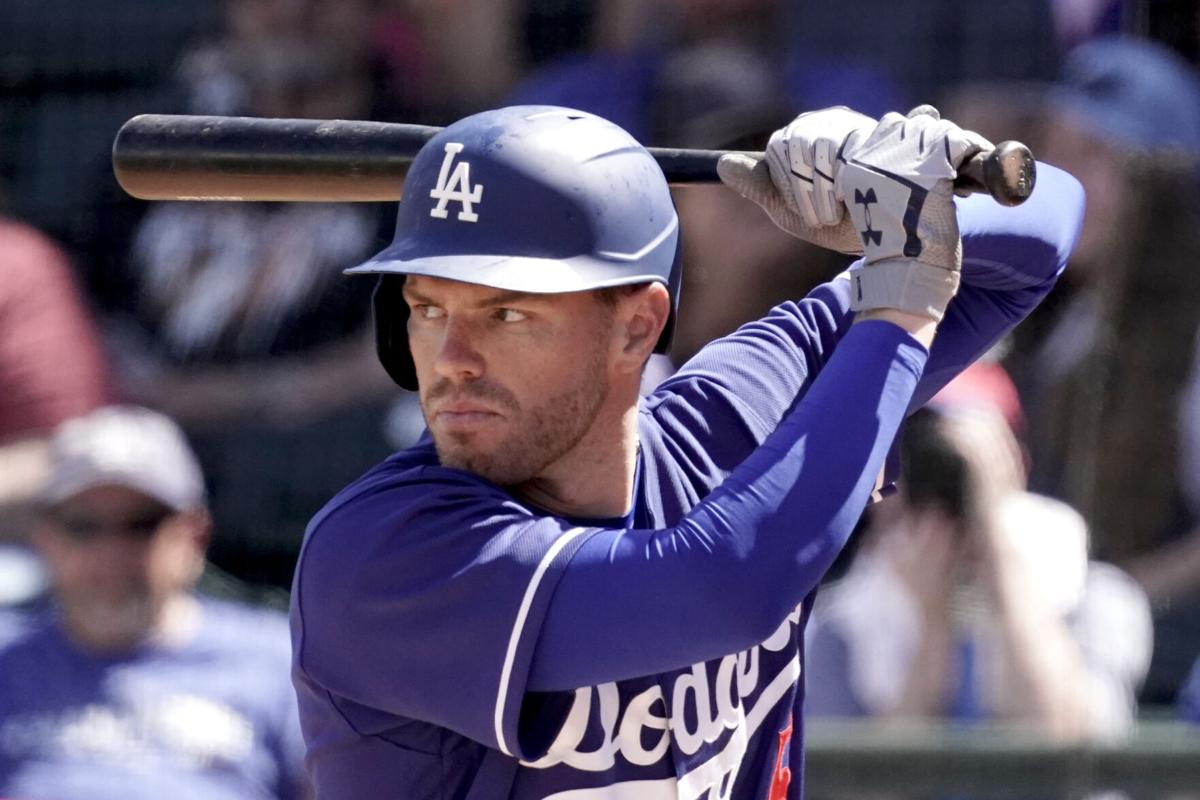 040322-tuc-spt-nlwestcaps-p1