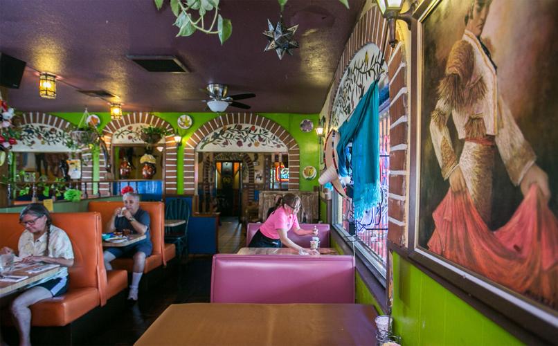 Crossroads Restaurant