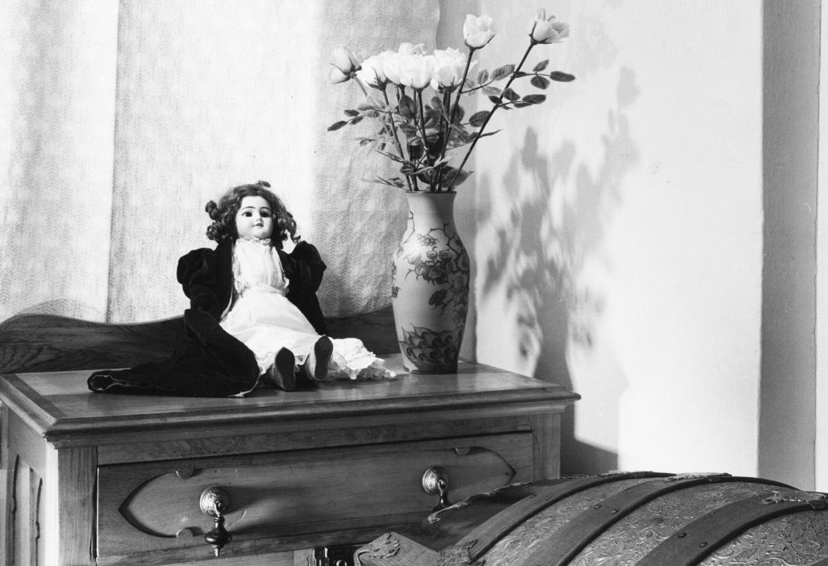 1961 photos: A pioneer's furnishings
