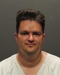 Tucson musician pleads guilty in slashing of man's throat