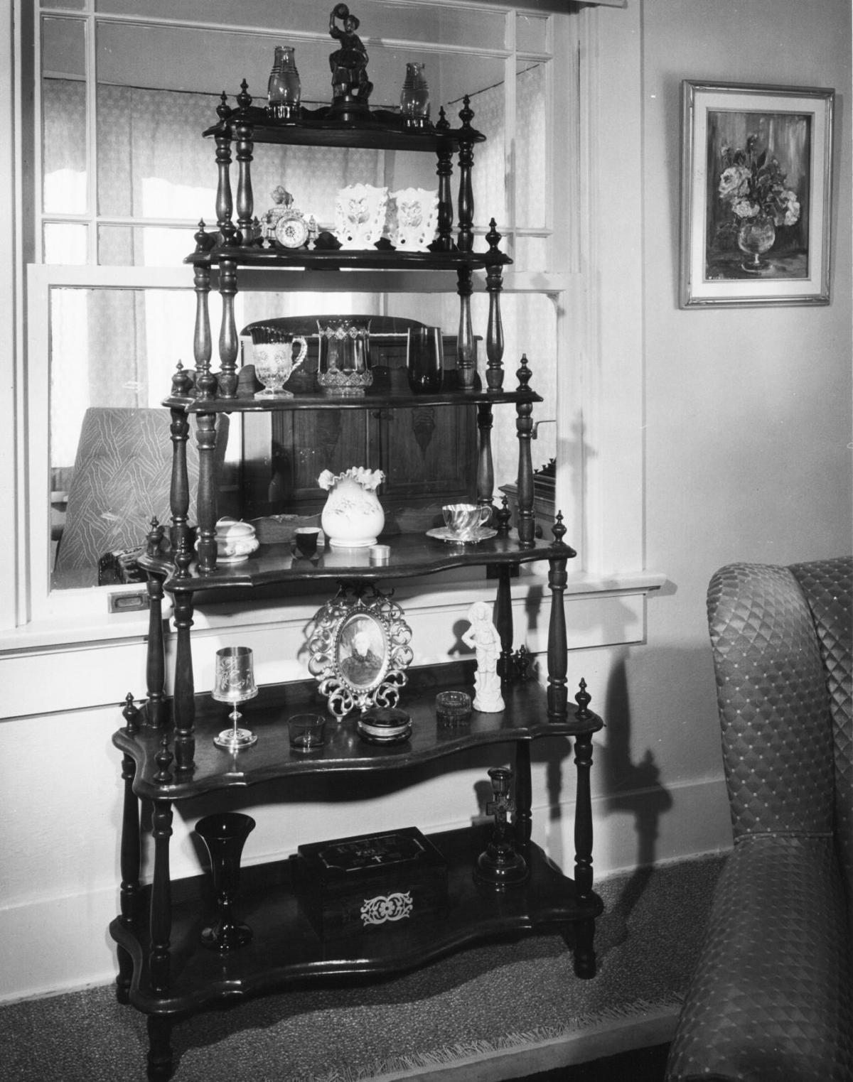 1961 photos: A pioneer's furnishings
