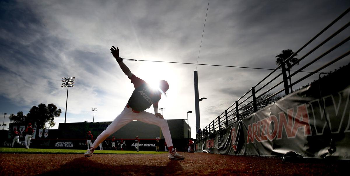 031619-spt-ua baseball-p8.jpg