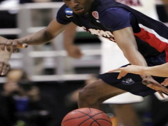 The Waiting Is Agonizing For Mckale Crowd Arizona Wildcats