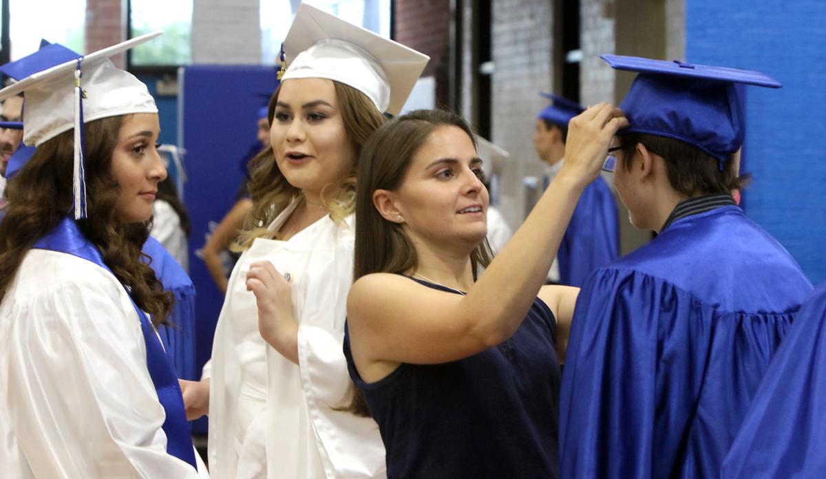 Photos 2017 Sunnyside HS Graduation Photography