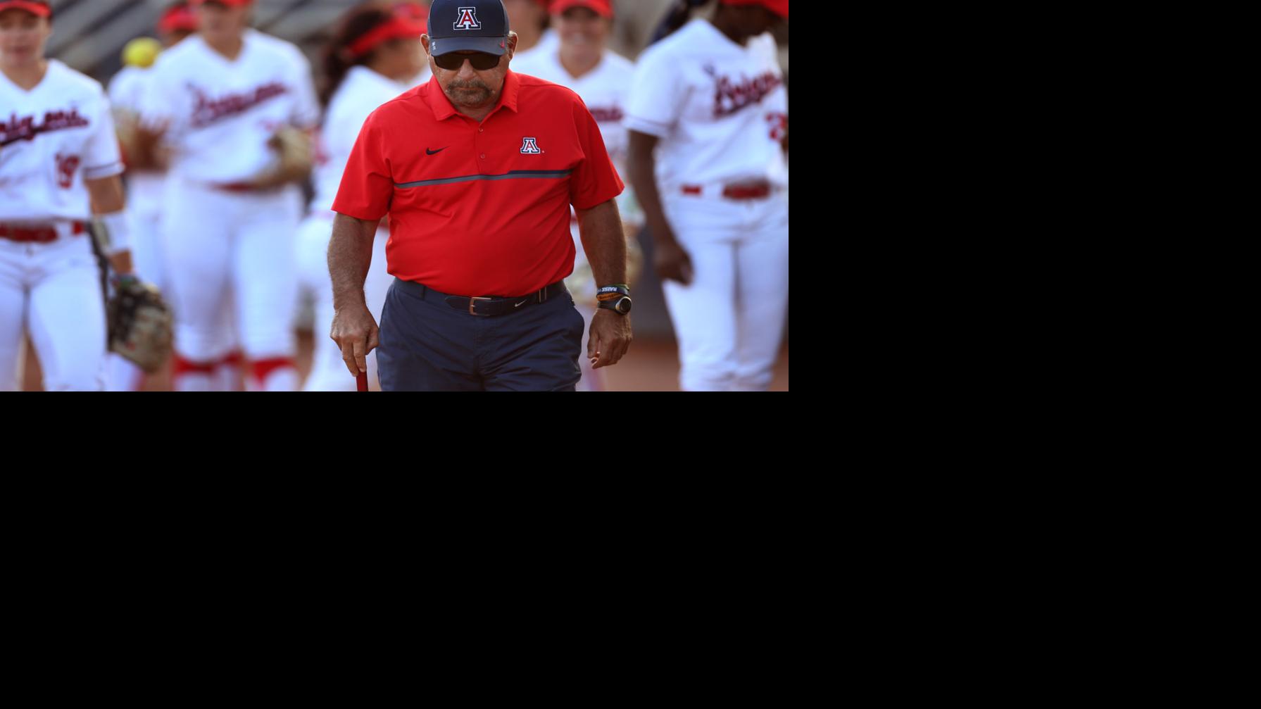 Arizona legend Mike Candrea inducted into USA Softball Hall of Fame