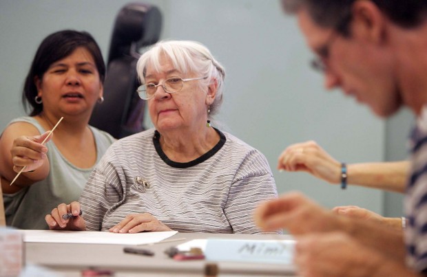 Art tutors hold free classes for seniors   