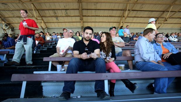 Horse racing at Rillito Race Track
