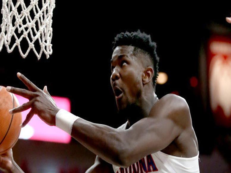 Hoops Beat Pipes For Deandre Ayton The Bahamian Big Man Turned Arizona Phenomenon Arizona Wildcats Basketball Tucson Com