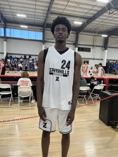 Toni Bryant at Section 7