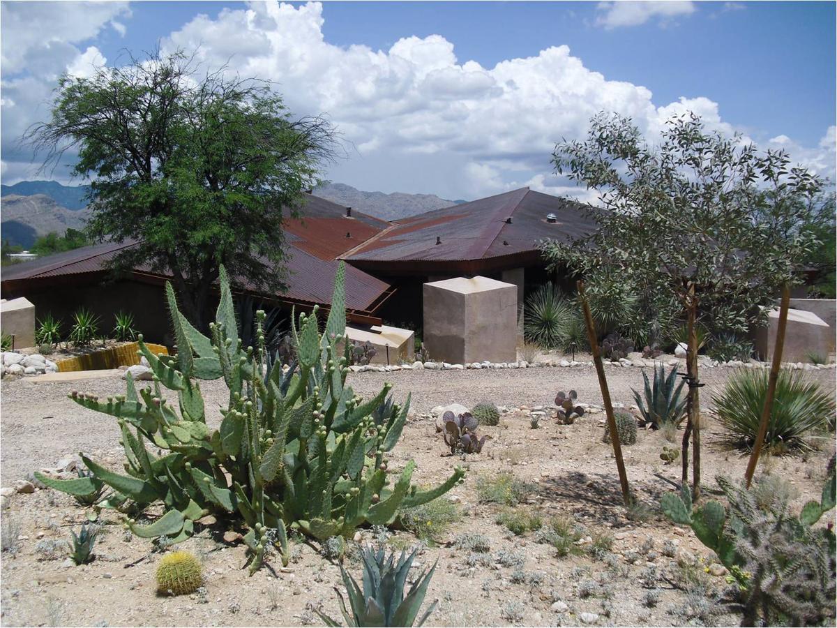Straw bale house plays special role in family's story ...