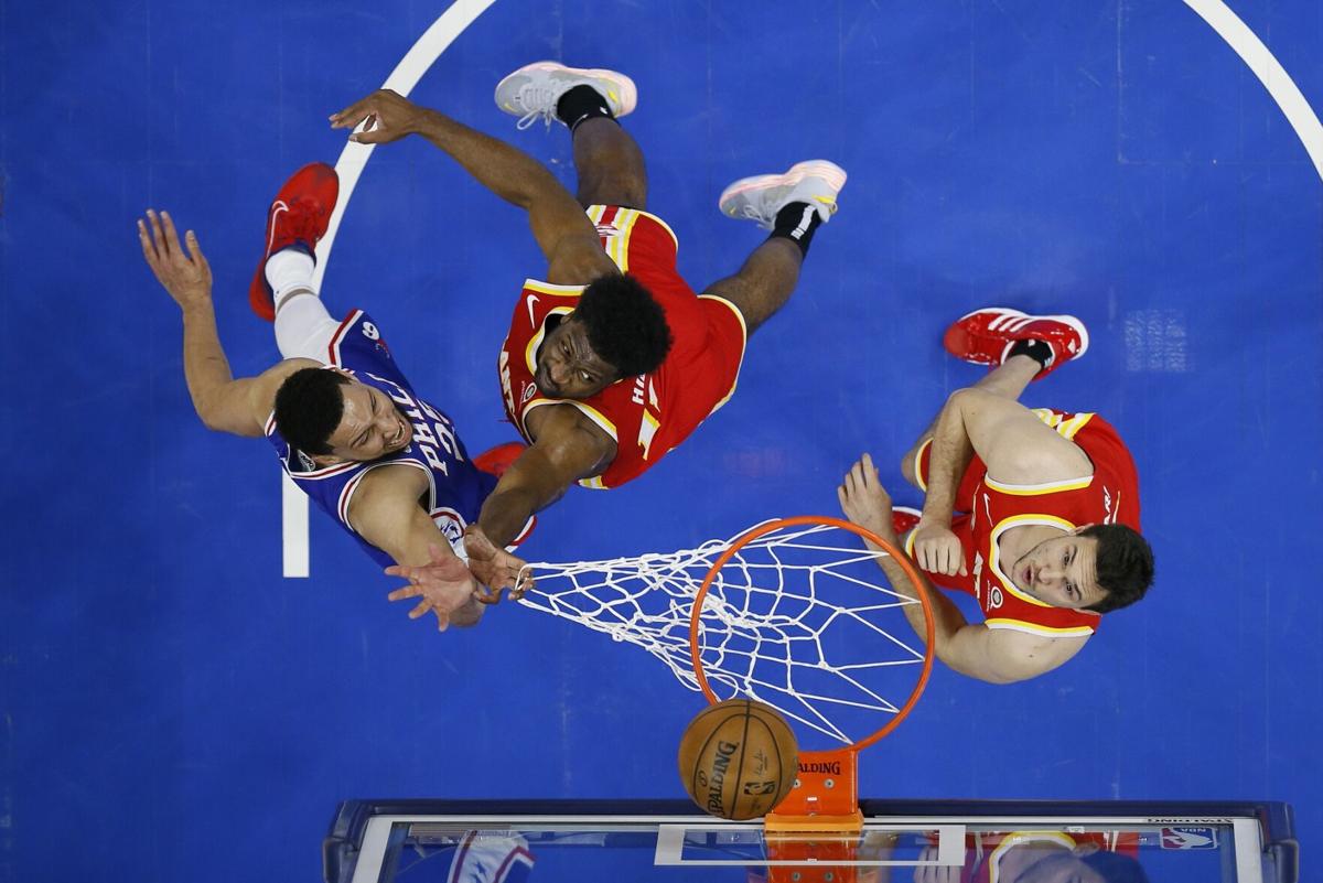 Hawks 76ers Basketball