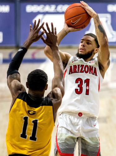 112820-spt-ua bk-p20.JPG