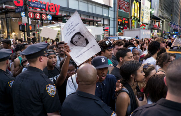 activists, police