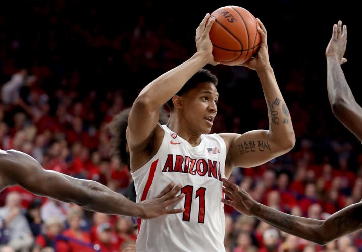 030820-spt-ua bk-p16.jpg