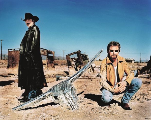 Brooks & Dunn love singin' on the road  