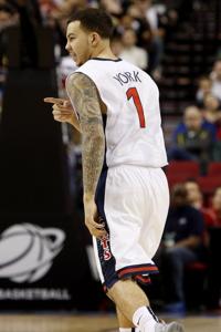 Career day: Arizona's York sinks 5 threes, Ohio. St.
