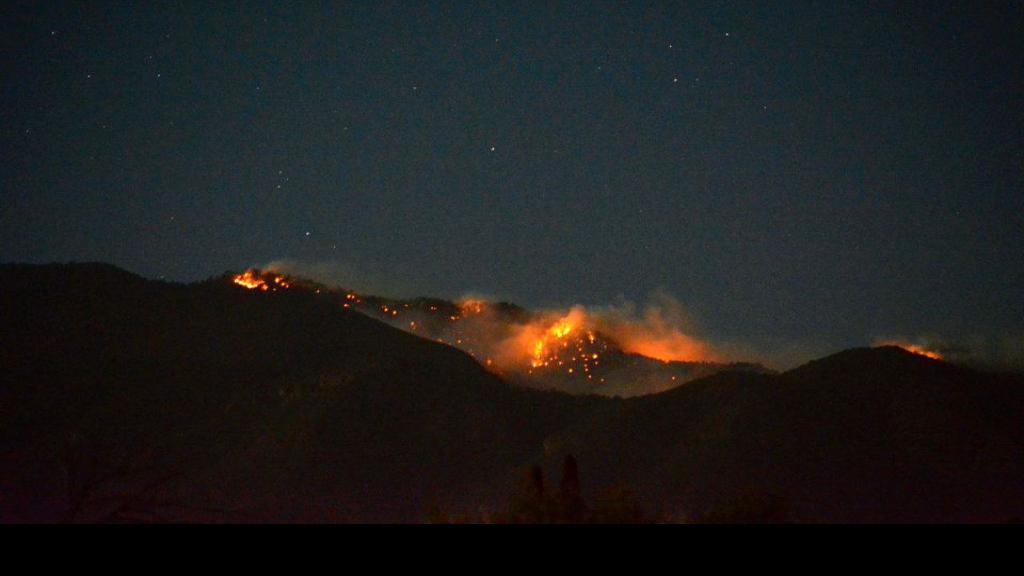 Fire in Huachuca Mountains grows to more than 300 acres