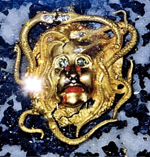 $15,000 reward is offered for recovery of Dali brooch  