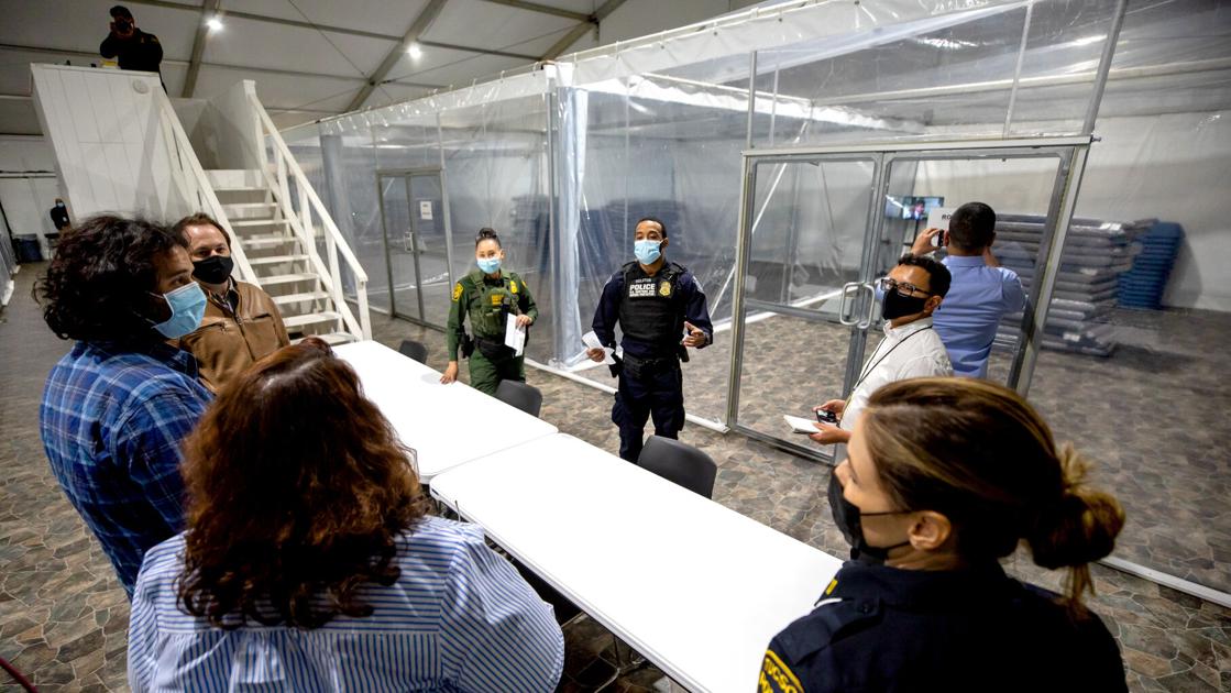 Photos: Large, tent-like shelter for migrant children in Tucson | Local news